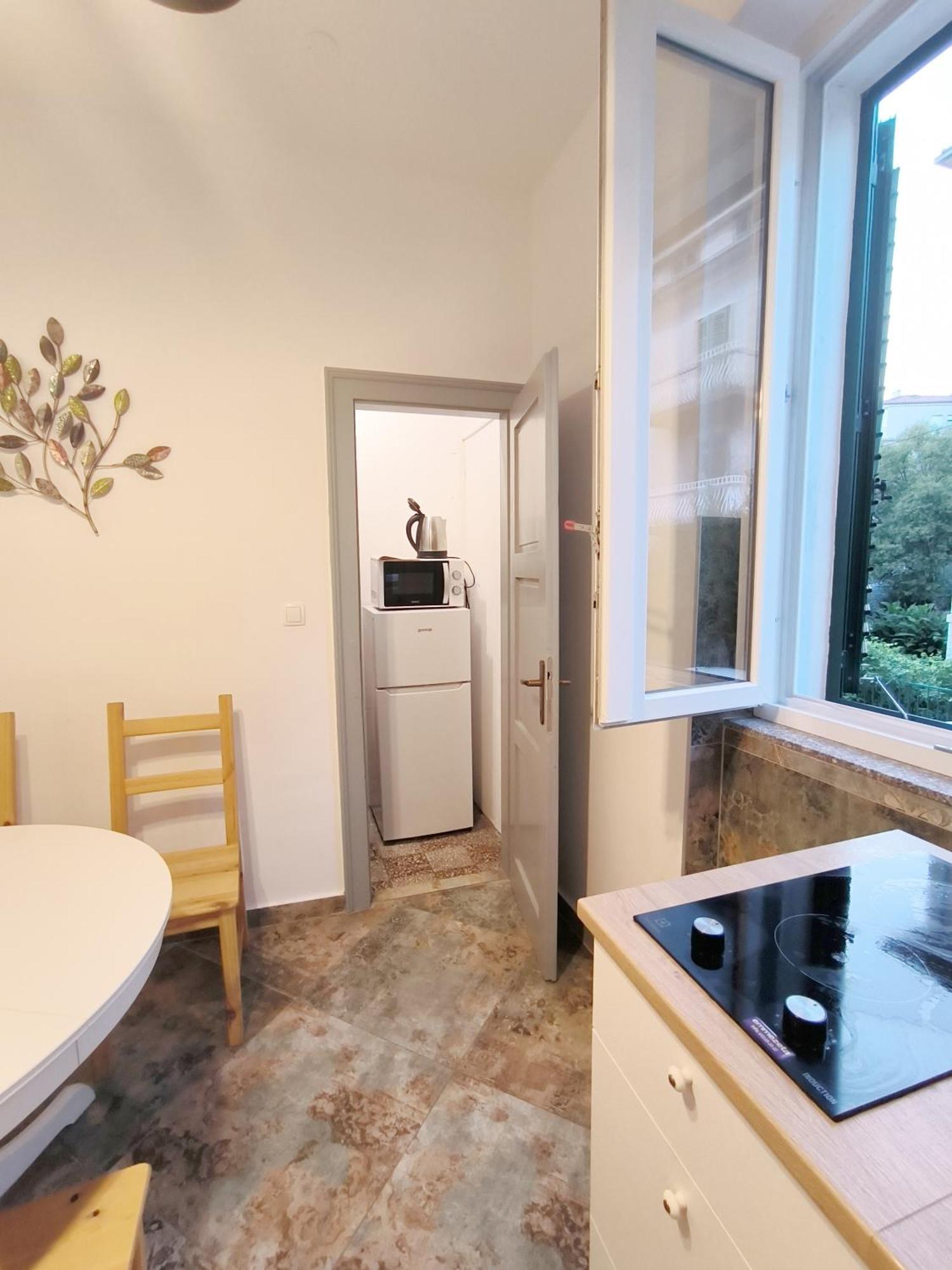 Bright And Colourful Apartment Luce -Sandy Beach スプリト エクステリア 写真